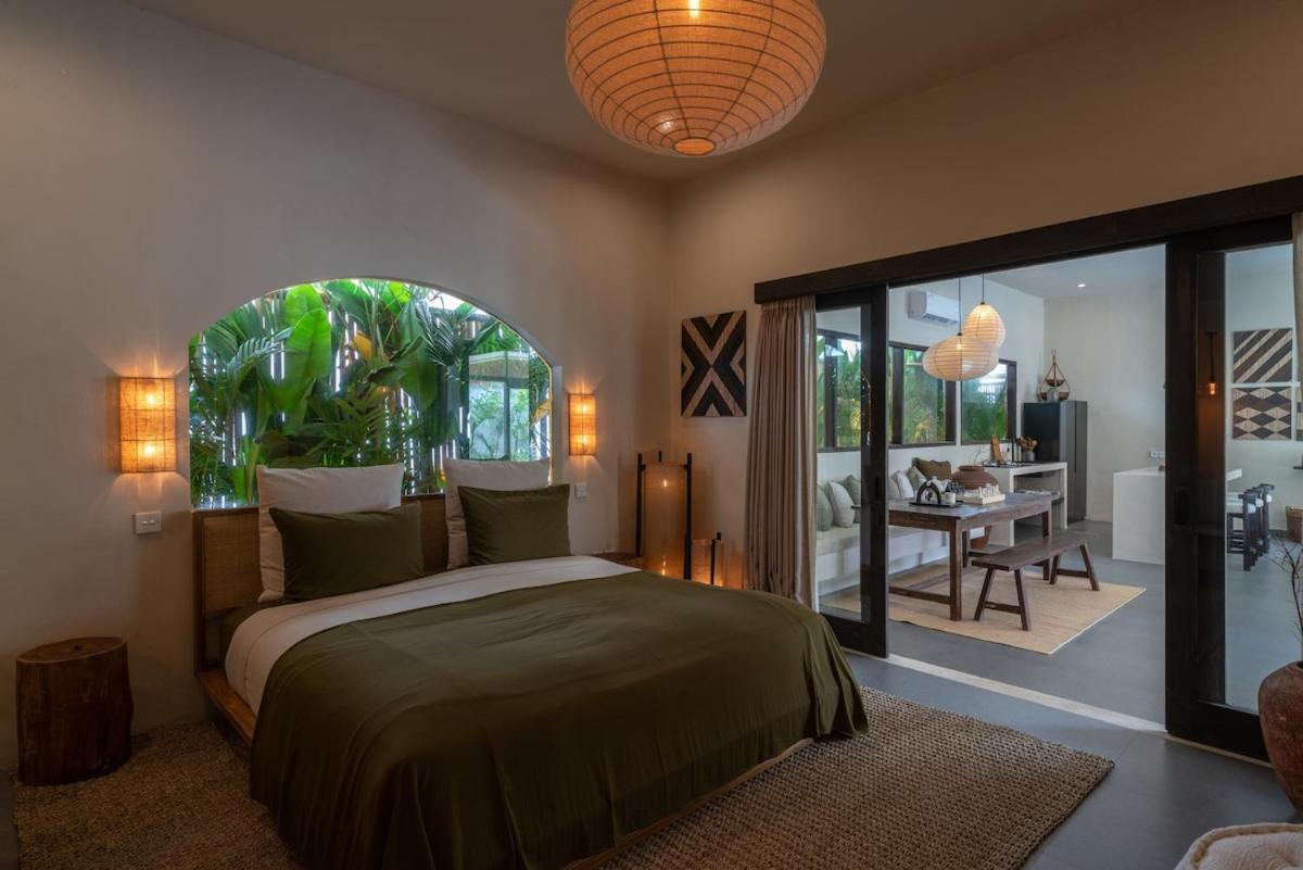 The Jungle - Luxurious & Tropical Concept - 3Br - Central Canggu Exterior photo