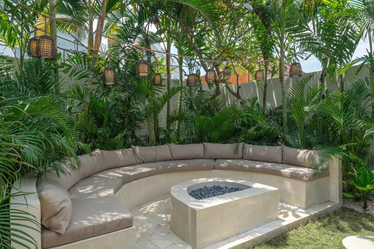 The Jungle - Luxurious & Tropical Concept - 3Br - Central Canggu Exterior photo