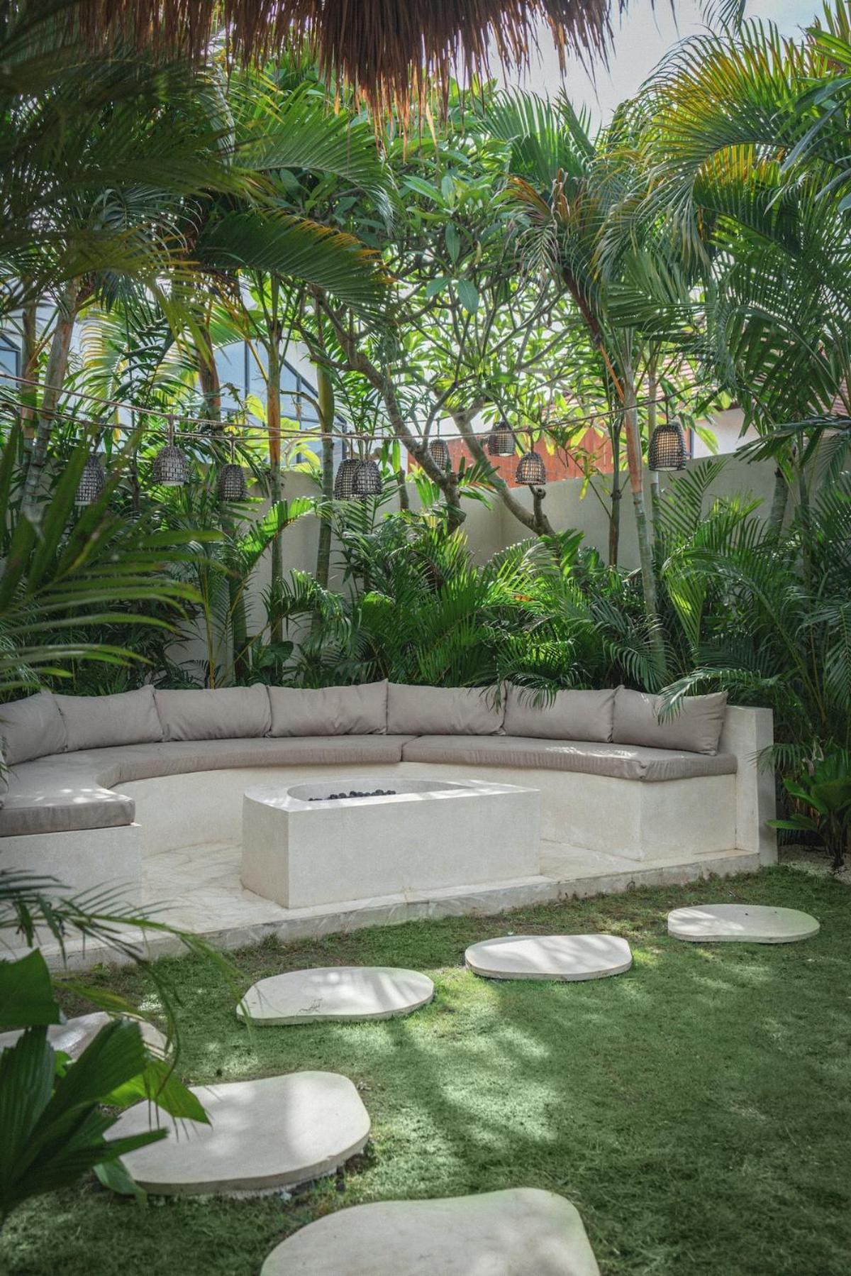 The Jungle - Luxurious & Tropical Concept - 3Br - Central Canggu Exterior photo