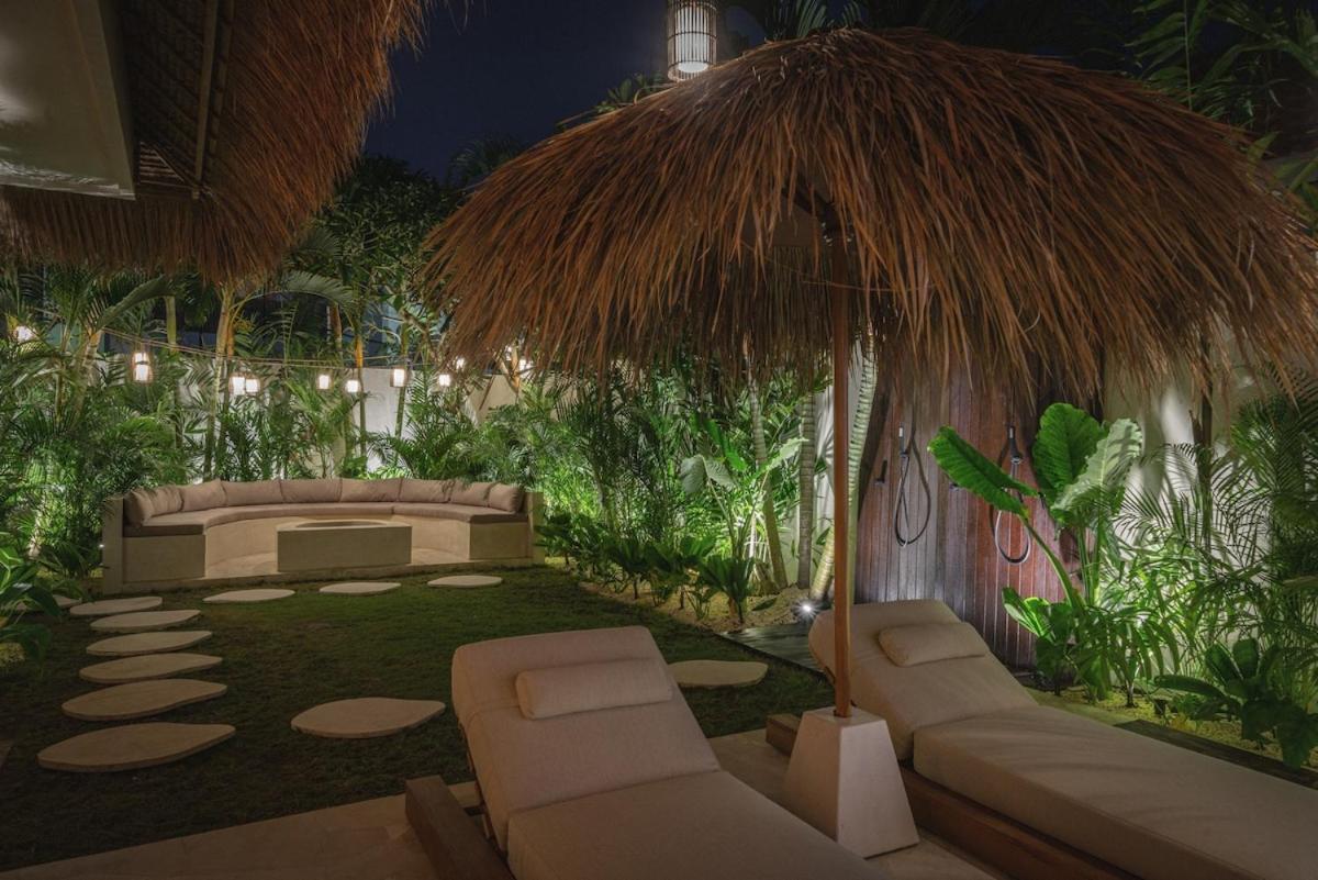 The Jungle - Luxurious & Tropical Concept - 3Br - Central Canggu Exterior photo